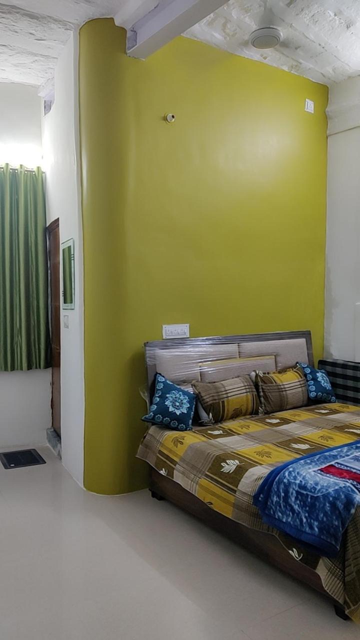 Ugs Guest House Jodhpur  Zimmer foto